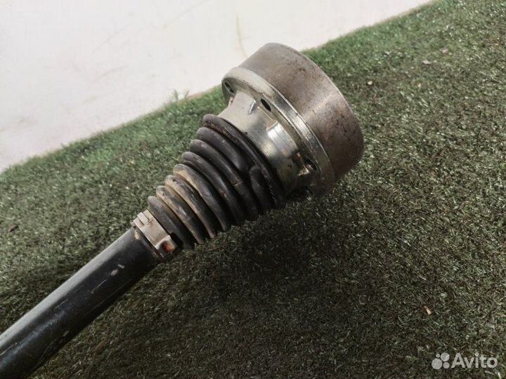 Привод задний правый Volkswagen Tiguan 5N2 2013