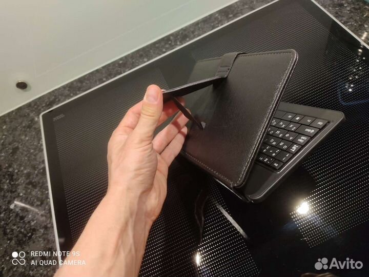 Чехол -клавиатура- подставка для планшета 7