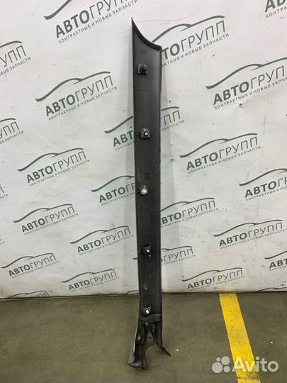 Накладка лобового стекла левая Land Rover Range