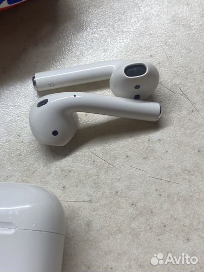 Airpods 2