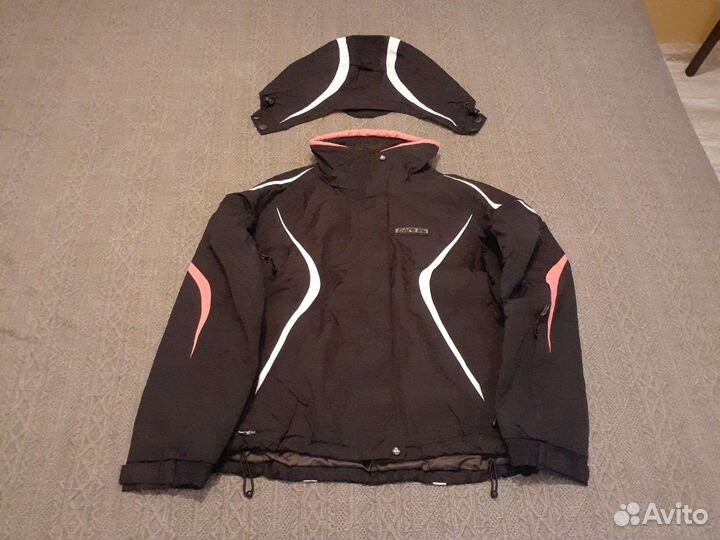 Горнолыжная куртка и горнолыжные брюки