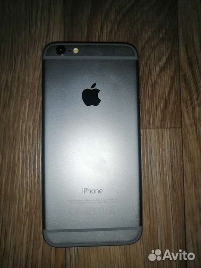 Телефон iPhone 6s