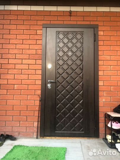 Дверь входная металлическая