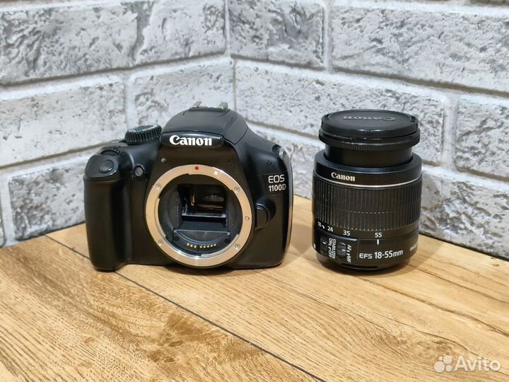 Зеркальный фотоаппарат Canon EOS 1100D