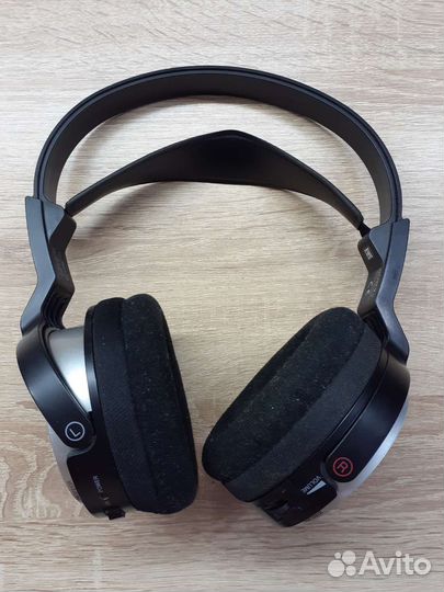 Беспроводные наушники sony