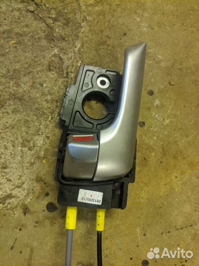 Ручка двери и механизм стеклоподъемников kia rio 3