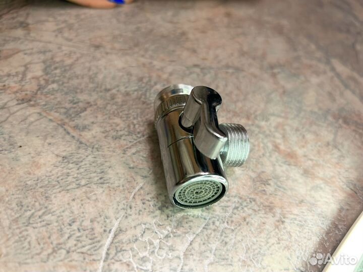 Дивертор для смесителя новый