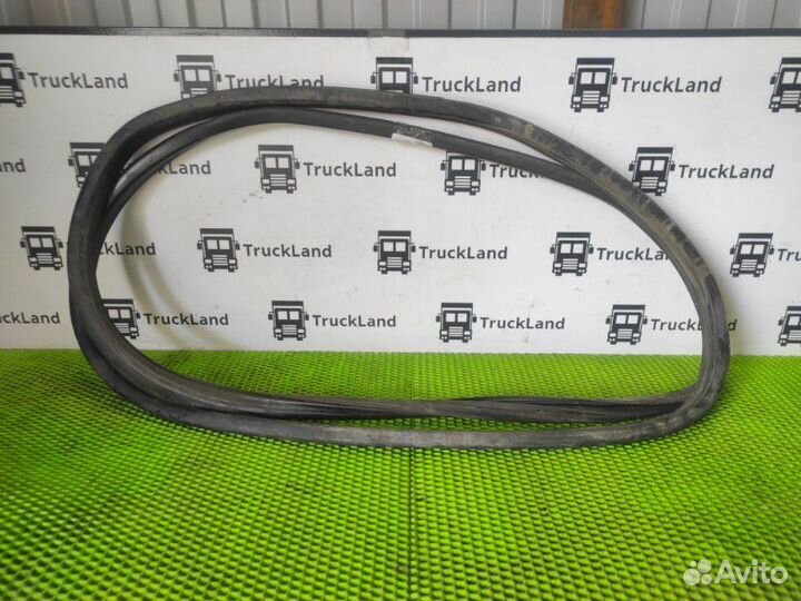 Уплотнительная резинка боковой двери Man Tgs