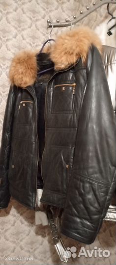 Куртка зимняя женская 44 46 размер бу