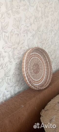 Плетеный поднос