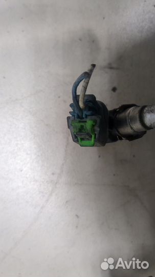 Форсунка топливная Cadillac SRX, 2008