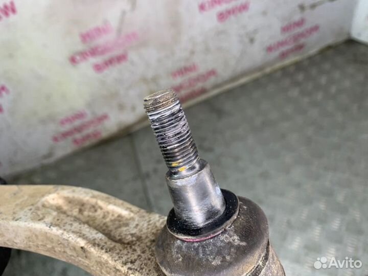 Рычаг подвески нижний передний правый Audi A6 C6