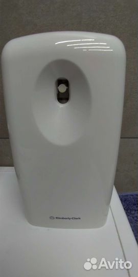 Диспенсер для освежителя воздуха