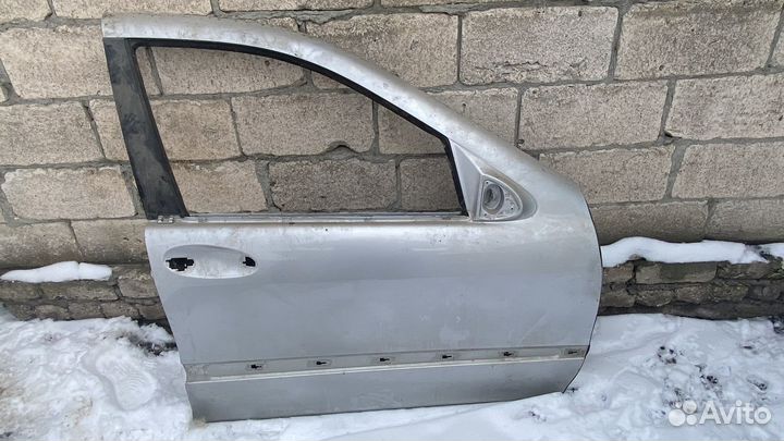 Дверь на мерседес w220
