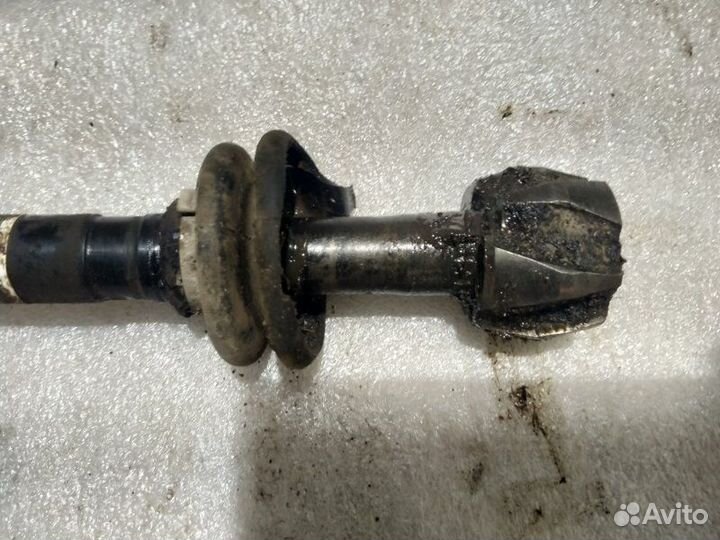 Привод правый Daewoo Nexia 2 седан 150 F16D3 2012