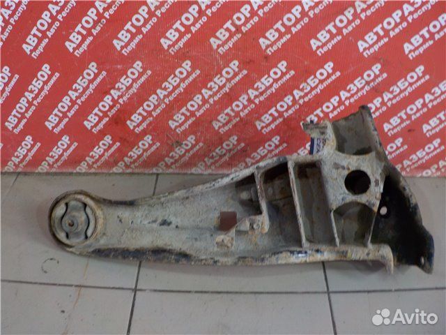 Рычаг задний левый Mitsubishi Lancer S82 4G18 2007