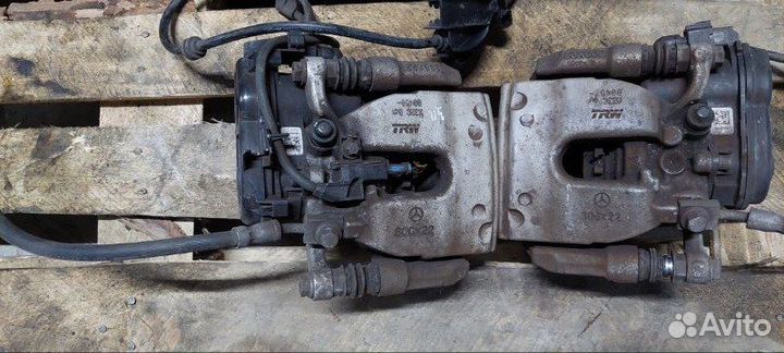 Суппорт тормозной, задний Mercedes-Benz E-200 D