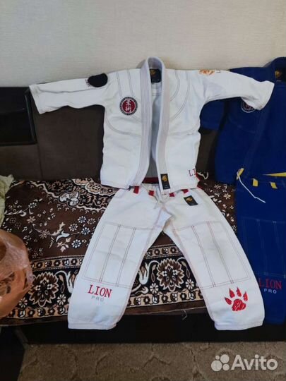 Кимоно для джиу джитсу детское