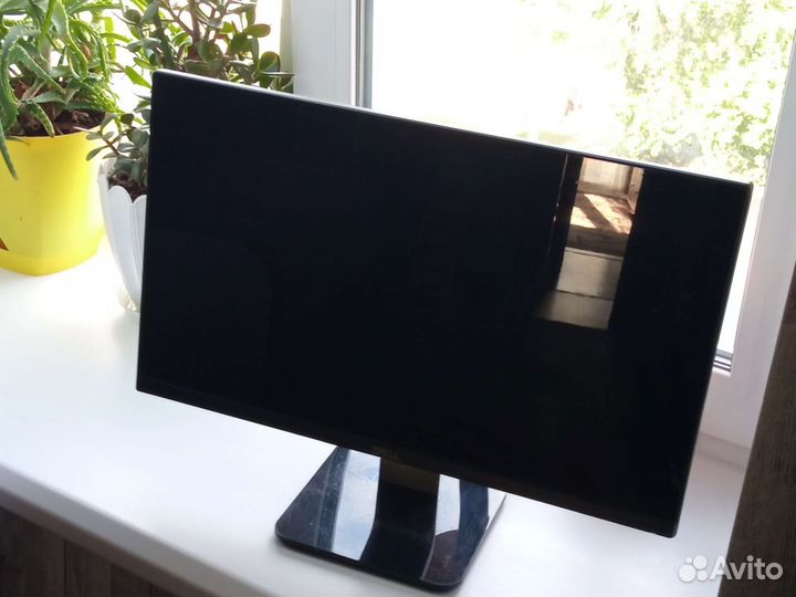 Монитор Dell S2240Lc