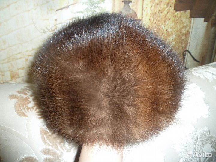Шапка норковая цвет ореховый, берет кожа/норка