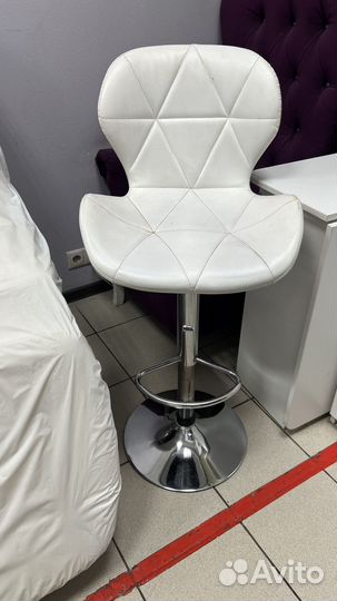 Барный стул для клиента