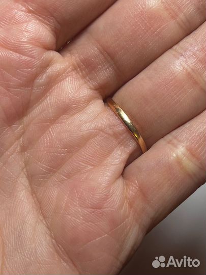 Золотое кольцо женское 17