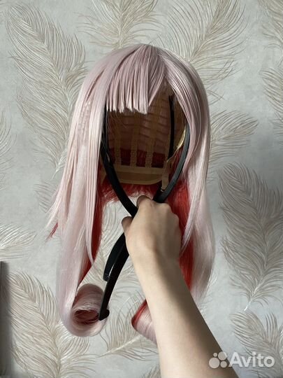 Косплей на Судьбу из аниме Такт. Опус