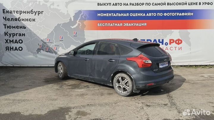 Кнопка обогрева сидений Ford Focus 3 5228747