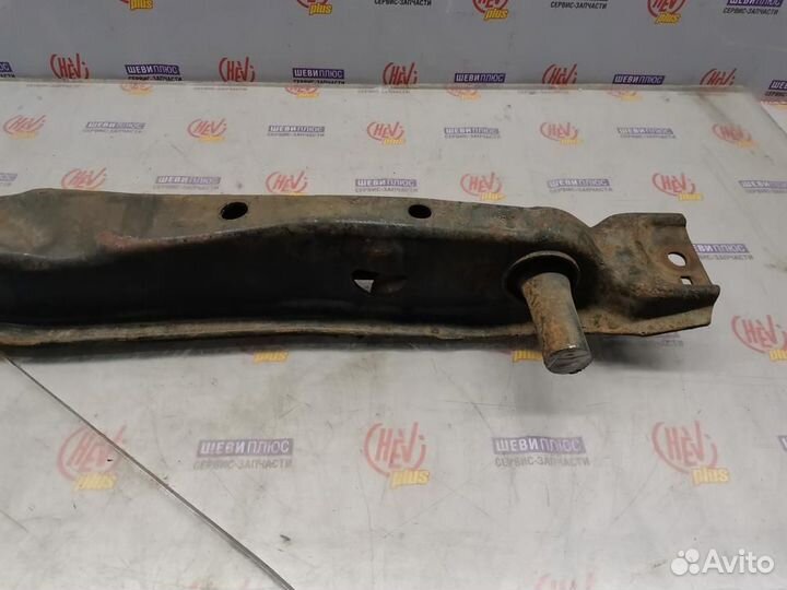 Балка торсионов GMC Jimmy