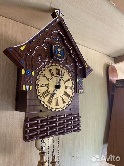Старинные настенные часы Маяк (Кукушка)