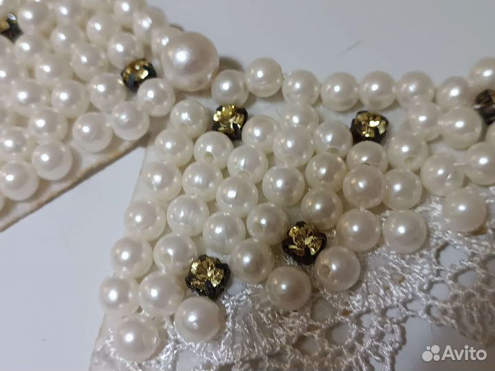 Воротнички ручной работы и пряжки для ремня