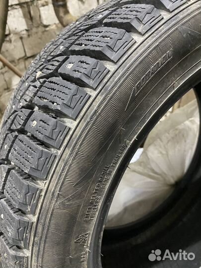 Dunlop SP Winter Ice 02 245/45 R17 99
