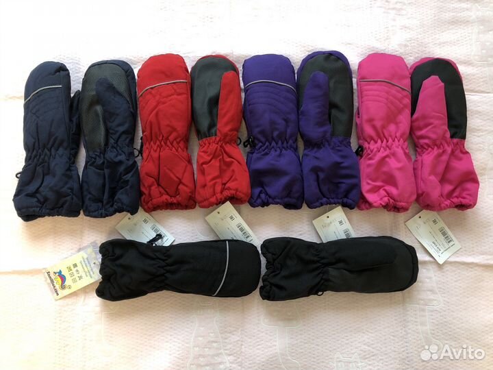 Новые детские непромокаемые варежки и перчатки