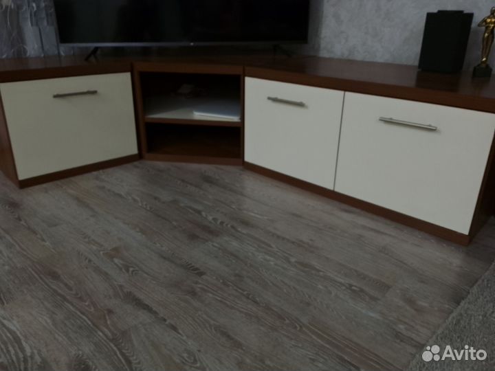 Стенка в гостиную со шкафом под тв бу