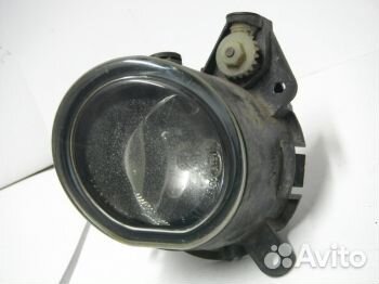 Фара противотуманная левая