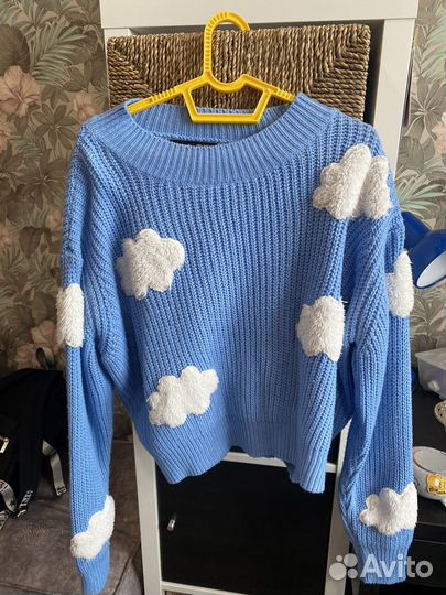 Свитер женский