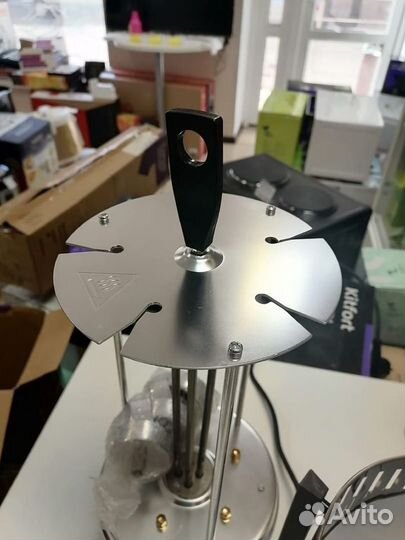 Электрошашлычница Kitfort KT-1405