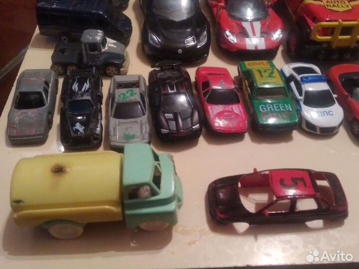 Модели машинок метал