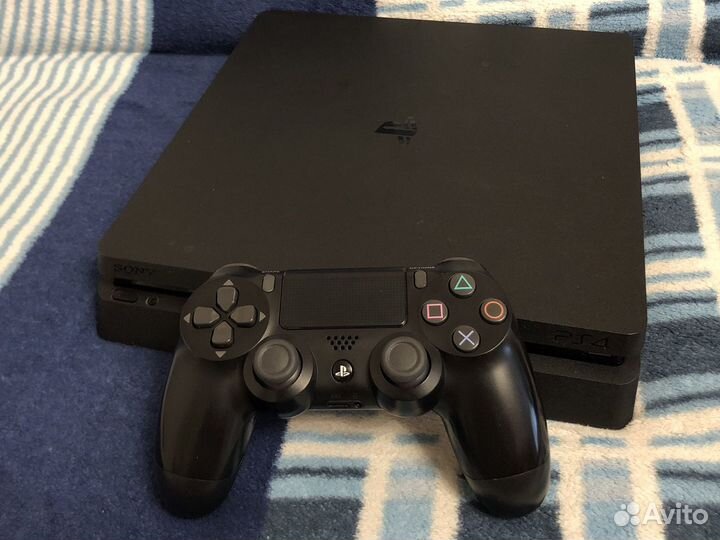 Прошитая PS4 Slim (бесплатные игры)