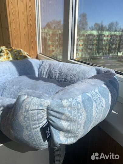 Лежанка для собак и кошек