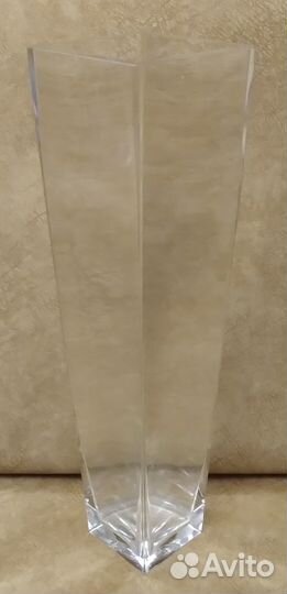 Ваза стеклянная. Ручная работа