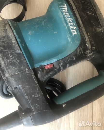 Отбойный молоток makita HM0870C(1100Bт)