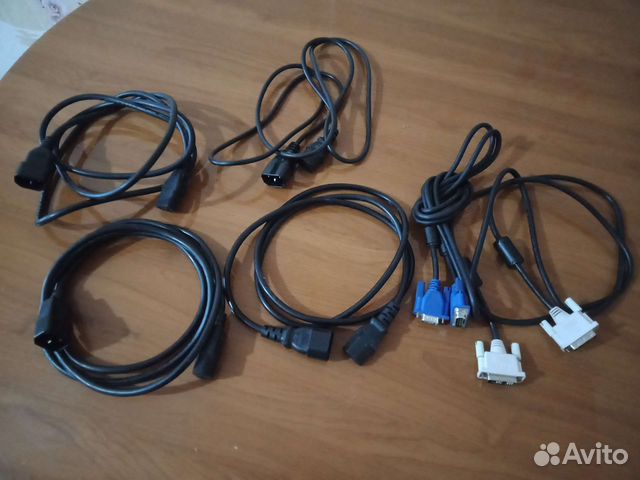Кабель для компьютера