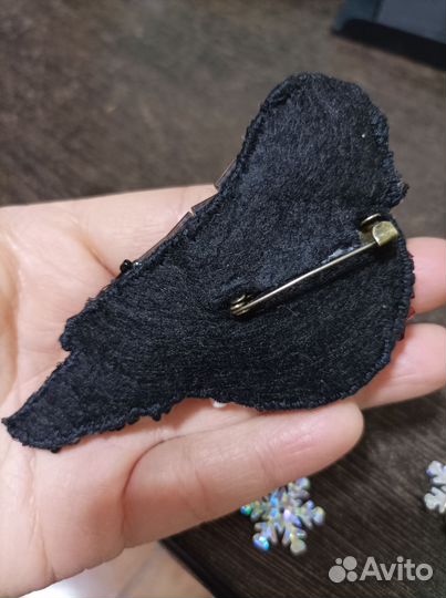 Брошь ручной работы