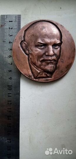 Настольная медаль ленин