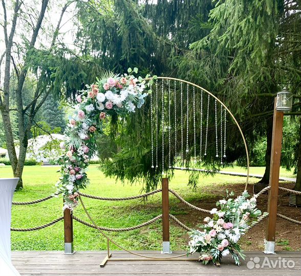 Декоратор на свадьбу