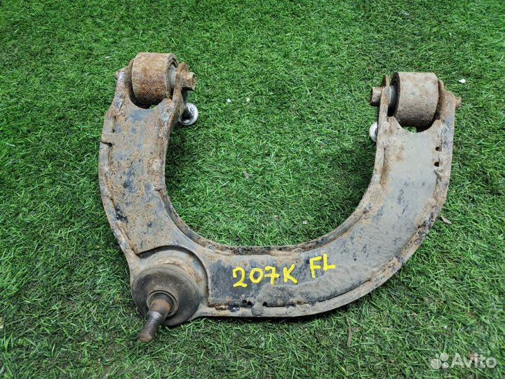 Рычаг подвески верхний передний левый Hyundai