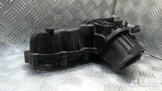 Впускной коллектор дизельный skoda octavia A5 (6BN