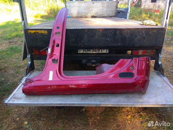 Порог со стойкой центральной