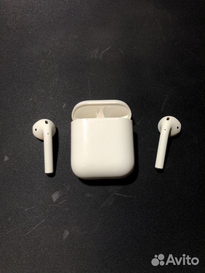 Наушники Apple Airpods